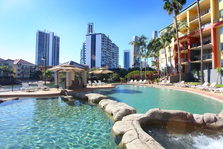 23/1 Paradise Island SURFERS PARADISE 3