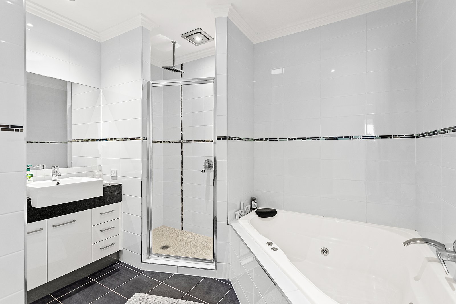 2/31 Sunset Drive JUBILEE POCKET 19