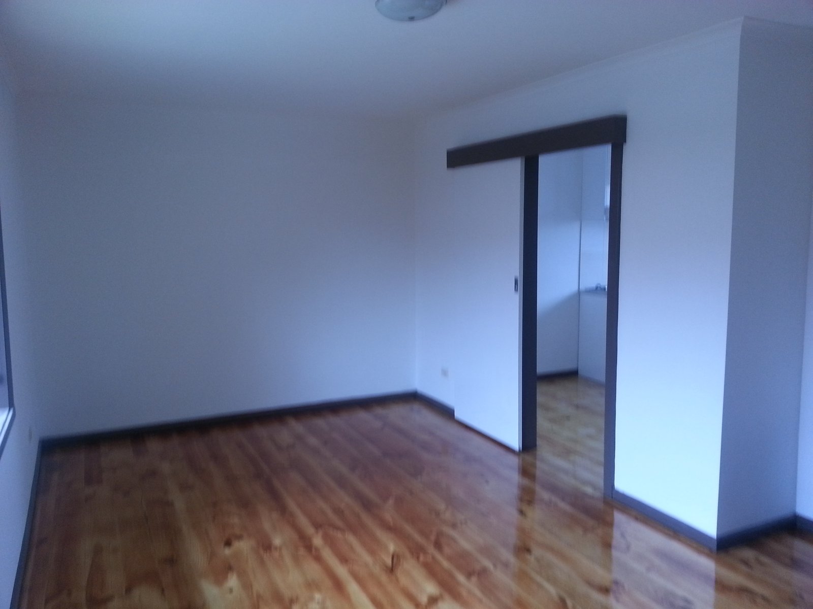 Gallery: 2/31 Tennyson Avenue