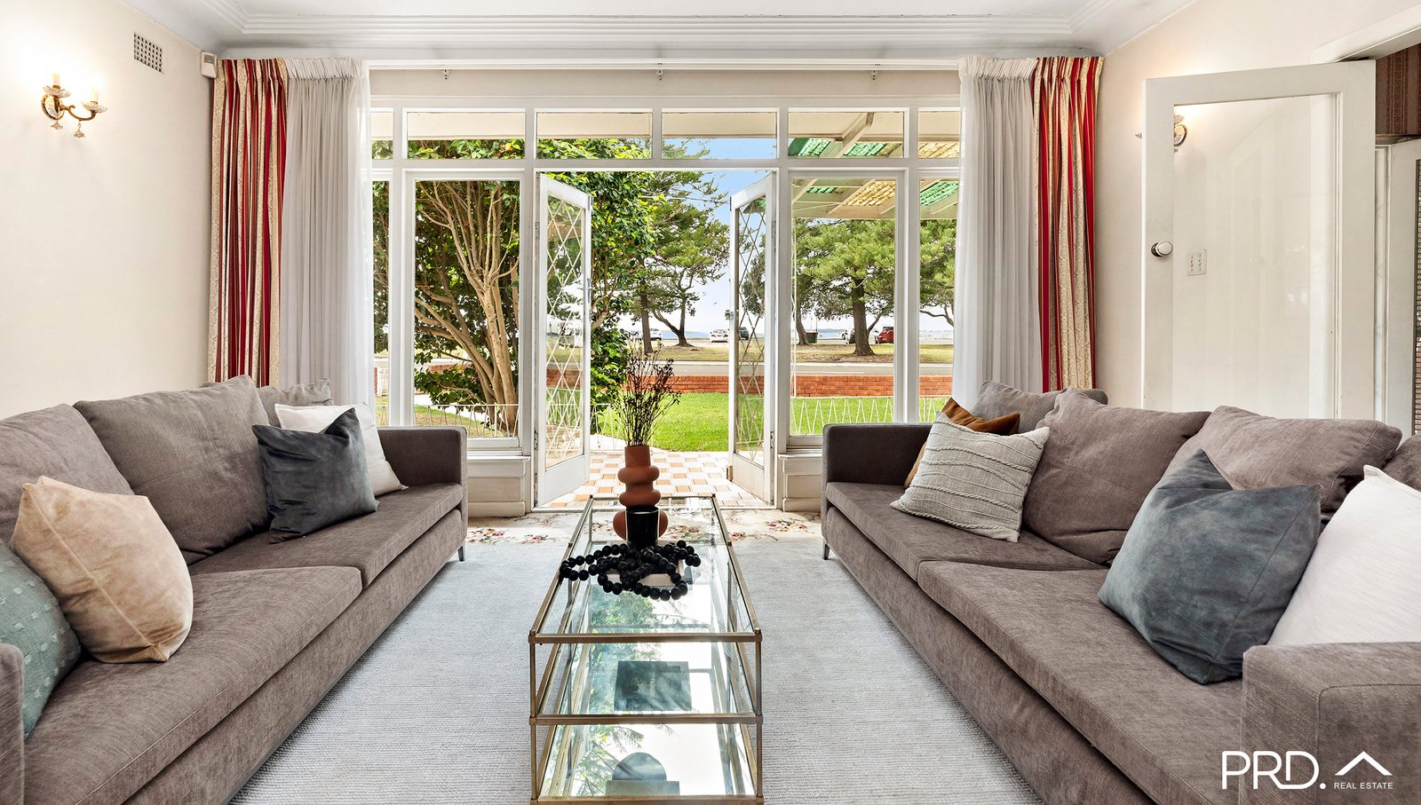 231 The Grand Parade MONTEREY 5