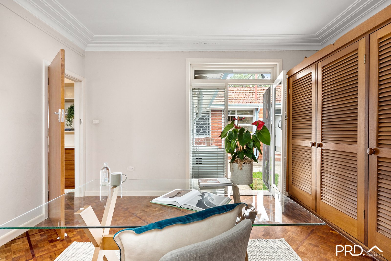 231 The Grand Parade MONTEREY 12