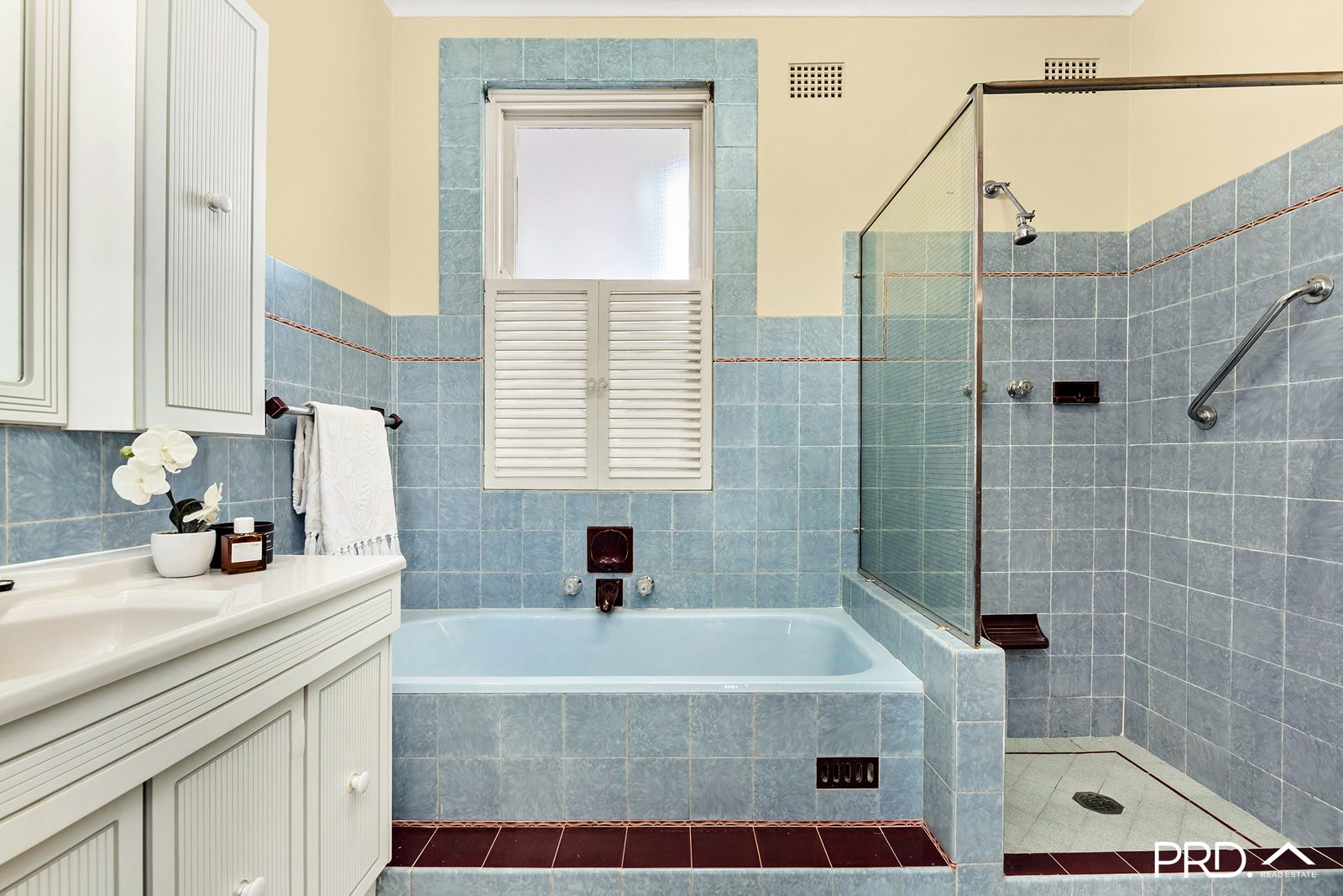 231 The Grand Parade MONTEREY 14