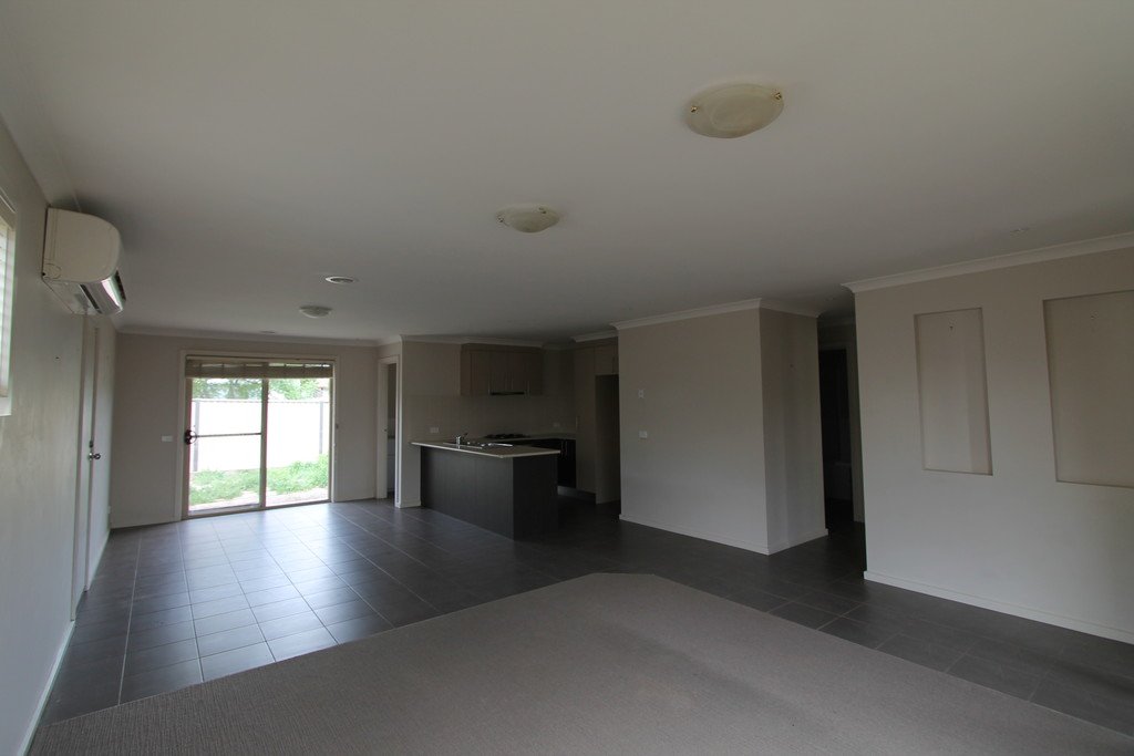 2/31 Victoria Street SEBASTOPOL 2