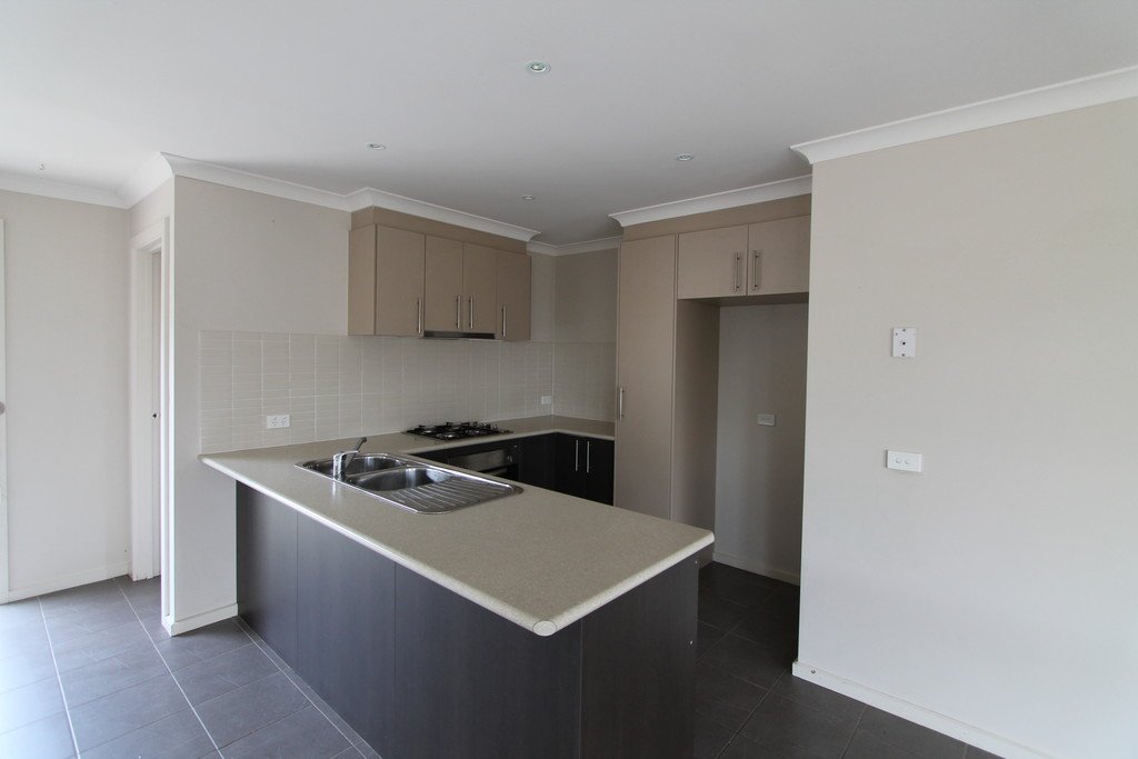 2/31 Victoria Street SEBASTOPOL 3