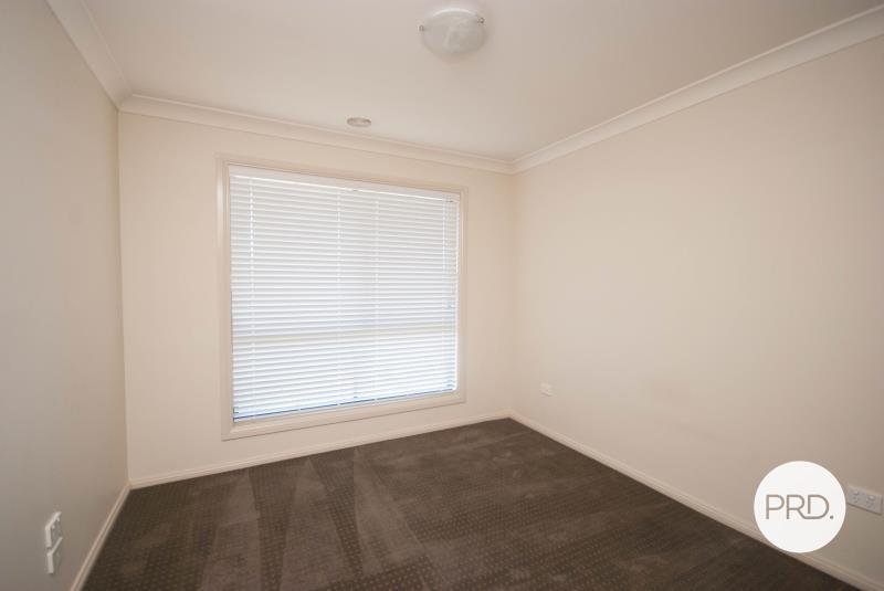 2/31 Warambee Crescent GLENFIELD PARK 6