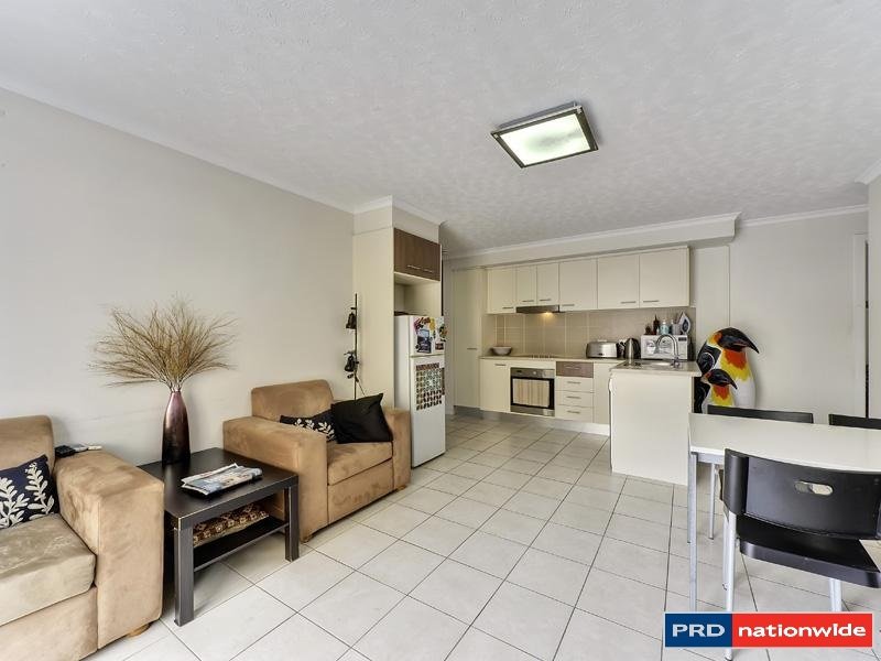 2/31 Wickham Street NEWMARKET 3