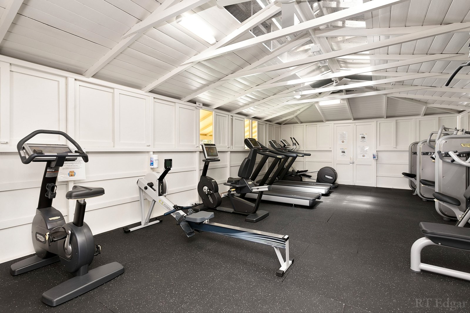 Real Estate and Property in 231 Wiltshire Drive, Kew, VIC