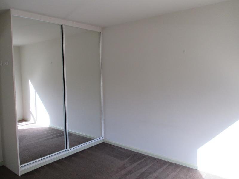 Gallery: 2/31 York Street