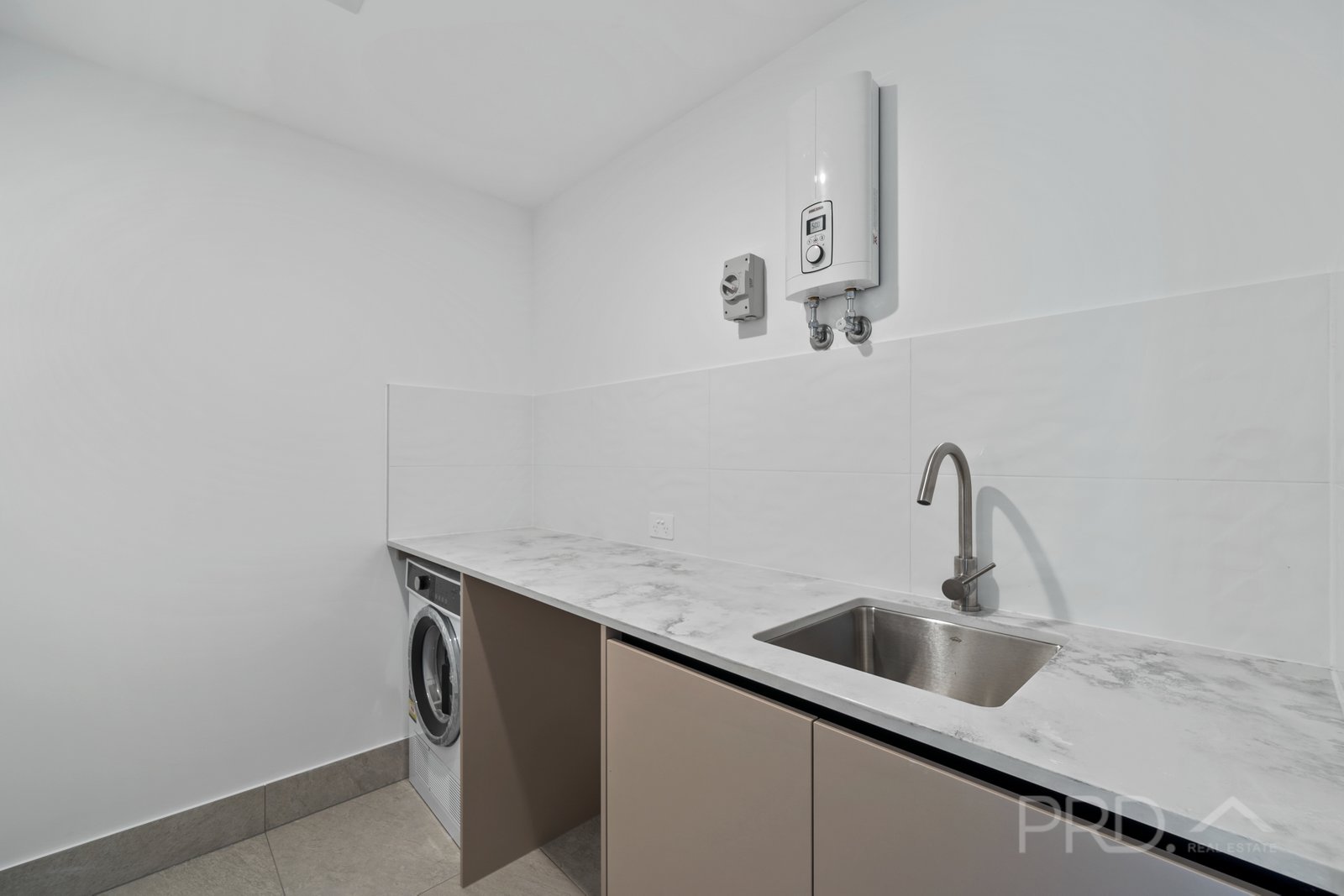 23/10 Auster Street REDLAND BAY 26