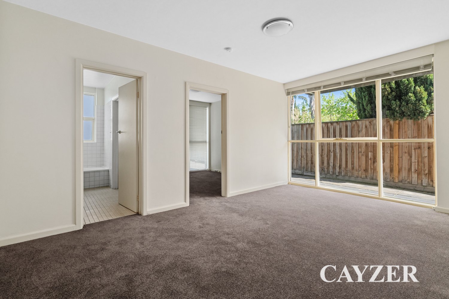 Gallery: 23/105-107 Park Street