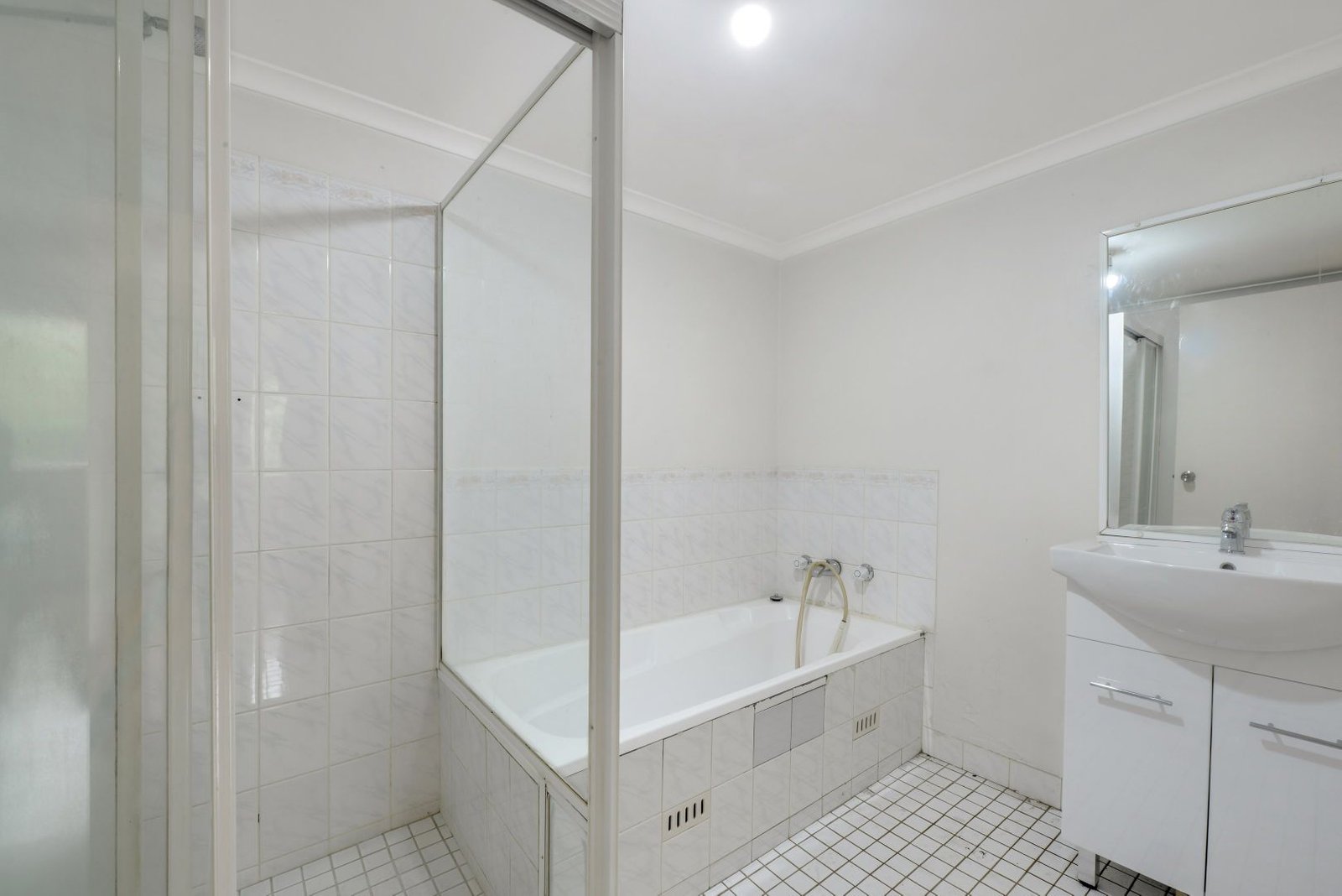 23/11 Hill Street MARRICKVILLE 3