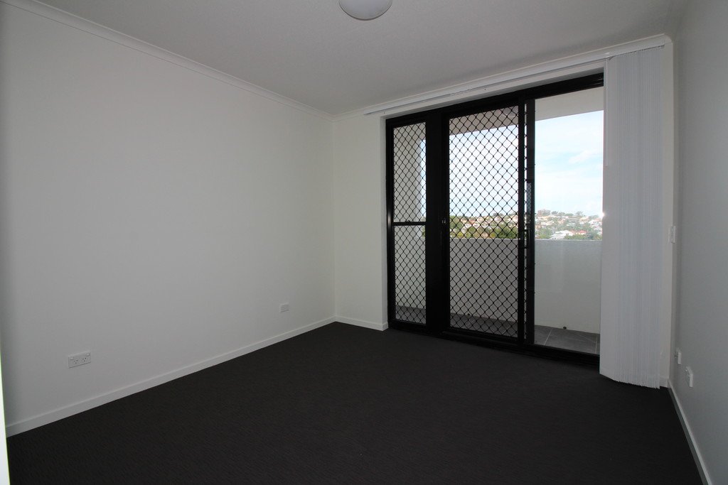 23/111 Stoneleigh Street LUTWYCHE 8