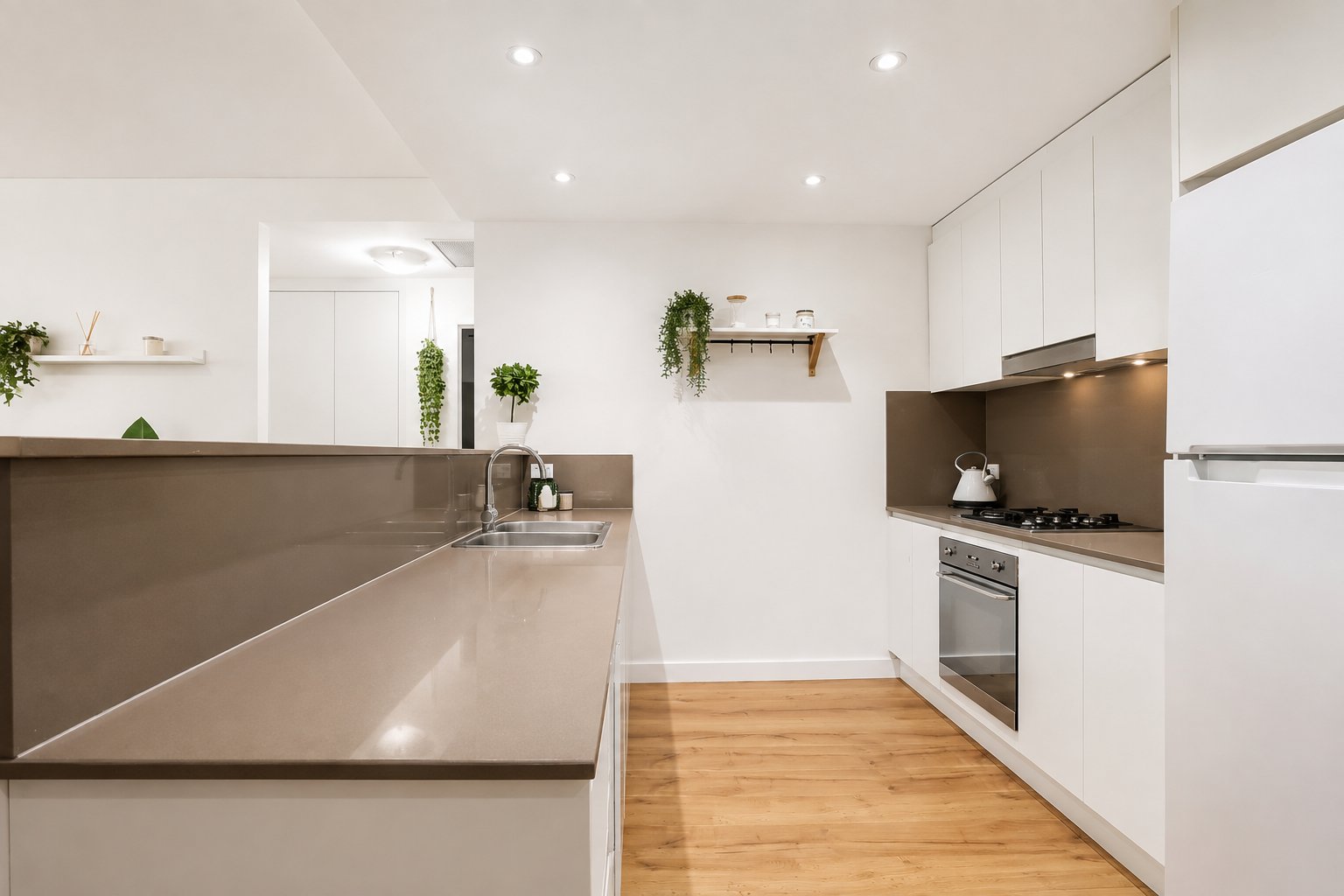 2314/43-45 Wilson Street BOTANY 3