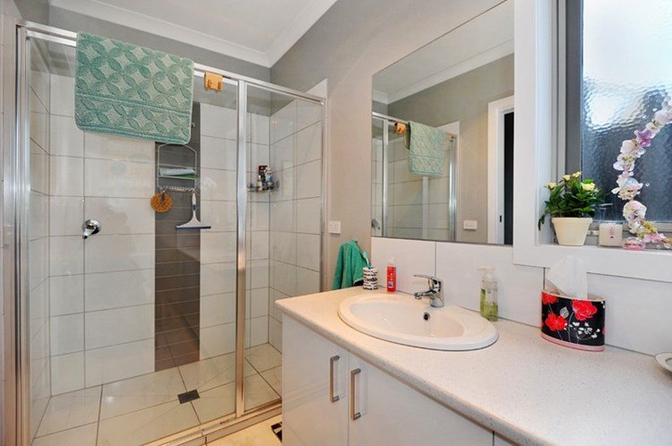 Gallery: 2/315 Walker Street