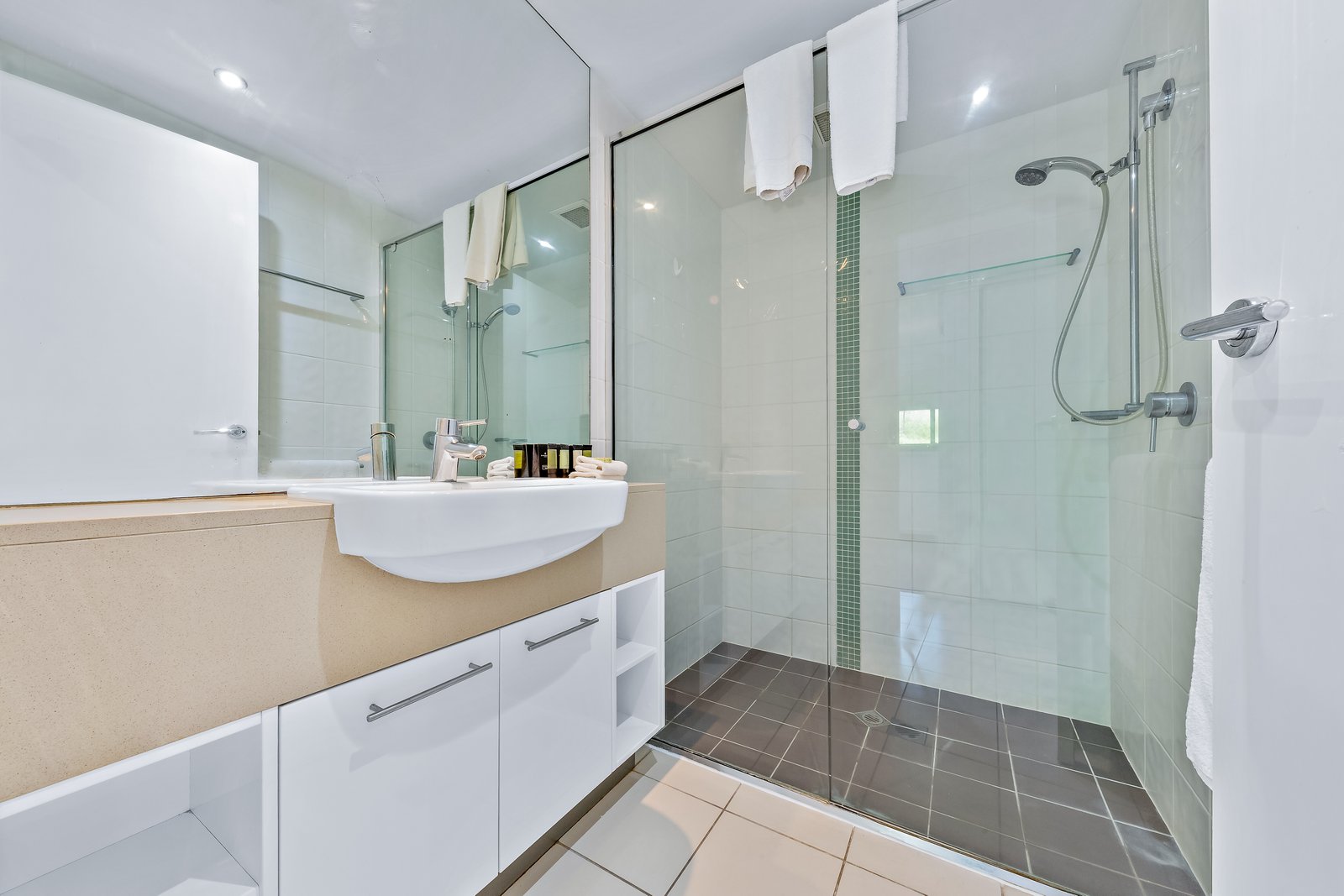 23/159-171 Shingley Drive AIRLIE BEACH 10