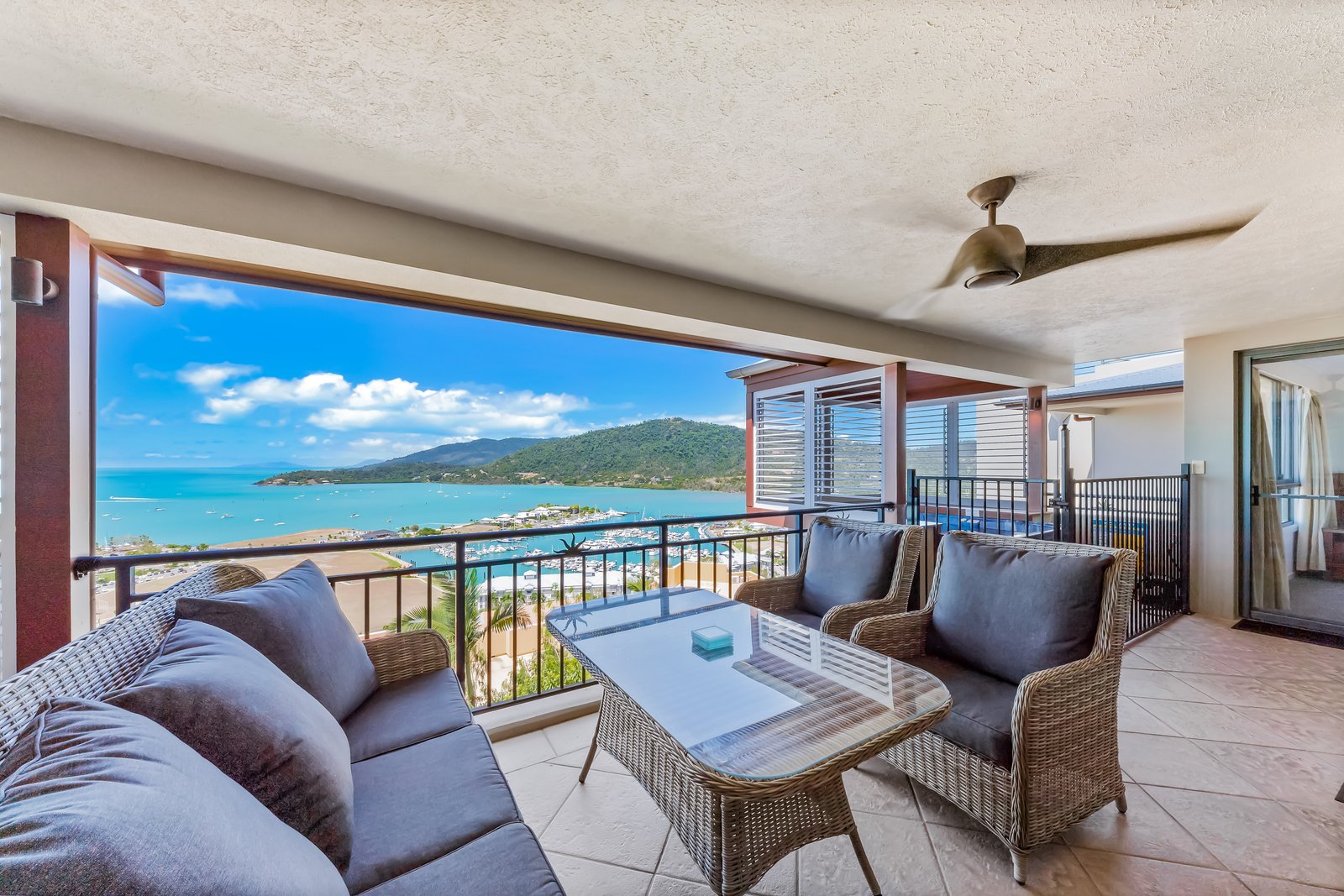 23/16 Golden Orchid Drive AIRLIE BEACH 3