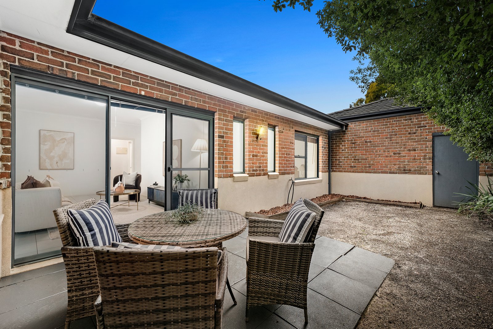 Gallery: 2/316 Huntingdale Road