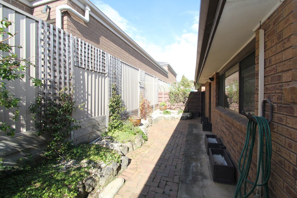 2/319 Walker Street BALLARAT NORTH 8