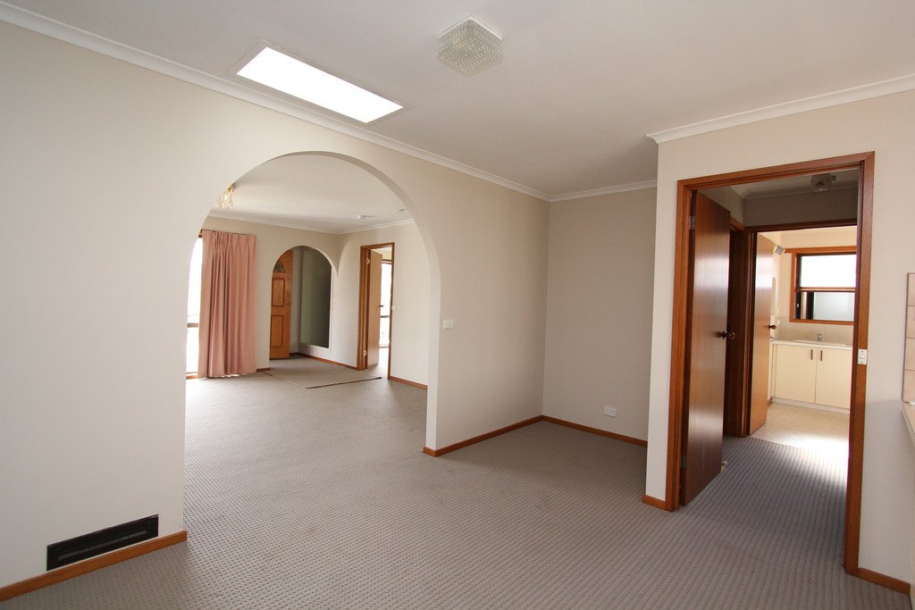 2/319 Walker Street BALLARAT NORTH 9