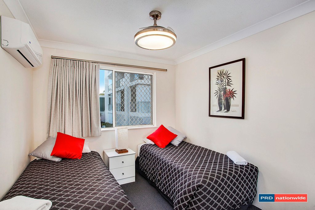 23/1915 Gold Coast Hwy  BURLEIGH HEADS 7