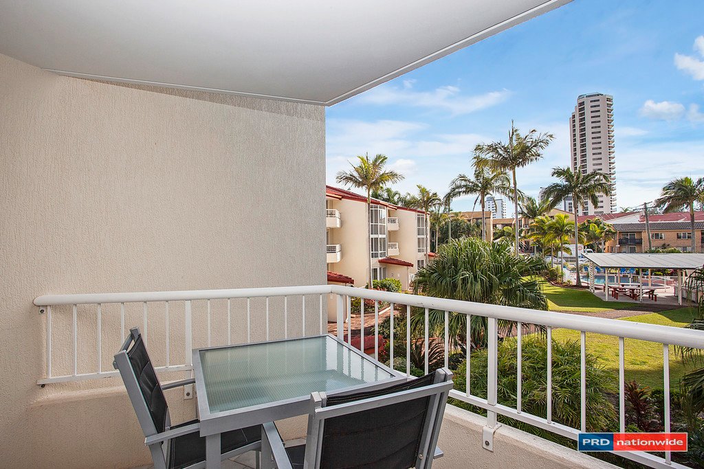 23/1915 Gold Coast Hwy  BURLEIGH HEADS 8