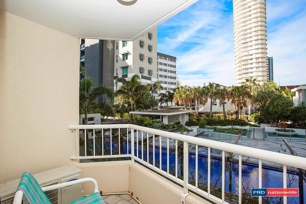 23/1915 Gold Coast Hwy  BURLEIGH HEADS 9