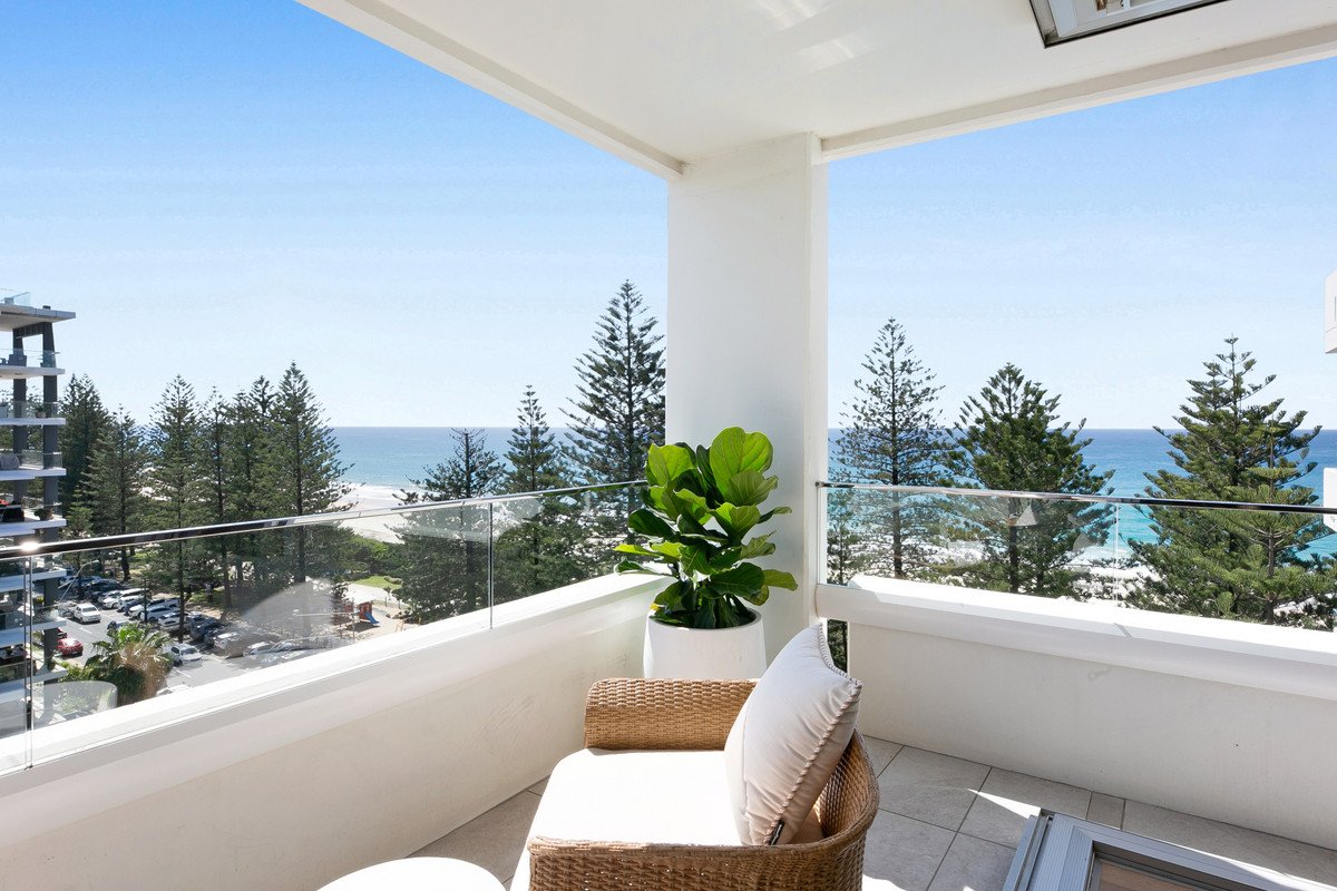 23/194-198 The Esplanade Burleigh Heads 5