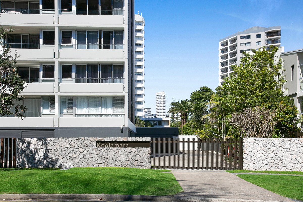 23/194-198 The Esplanade Burleigh Heads 22