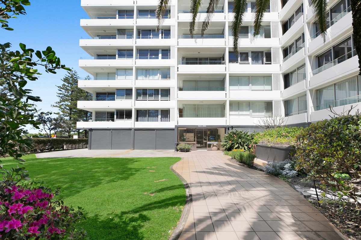 23/194-198 The Esplanade Burleigh Heads 24
