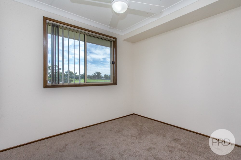 231a Seventh Avenue LLANDILO 4