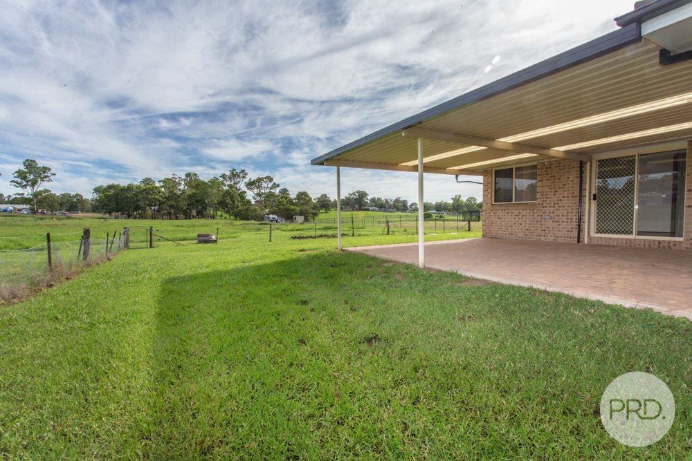 231a Seventh Avenue LLANDILO 16