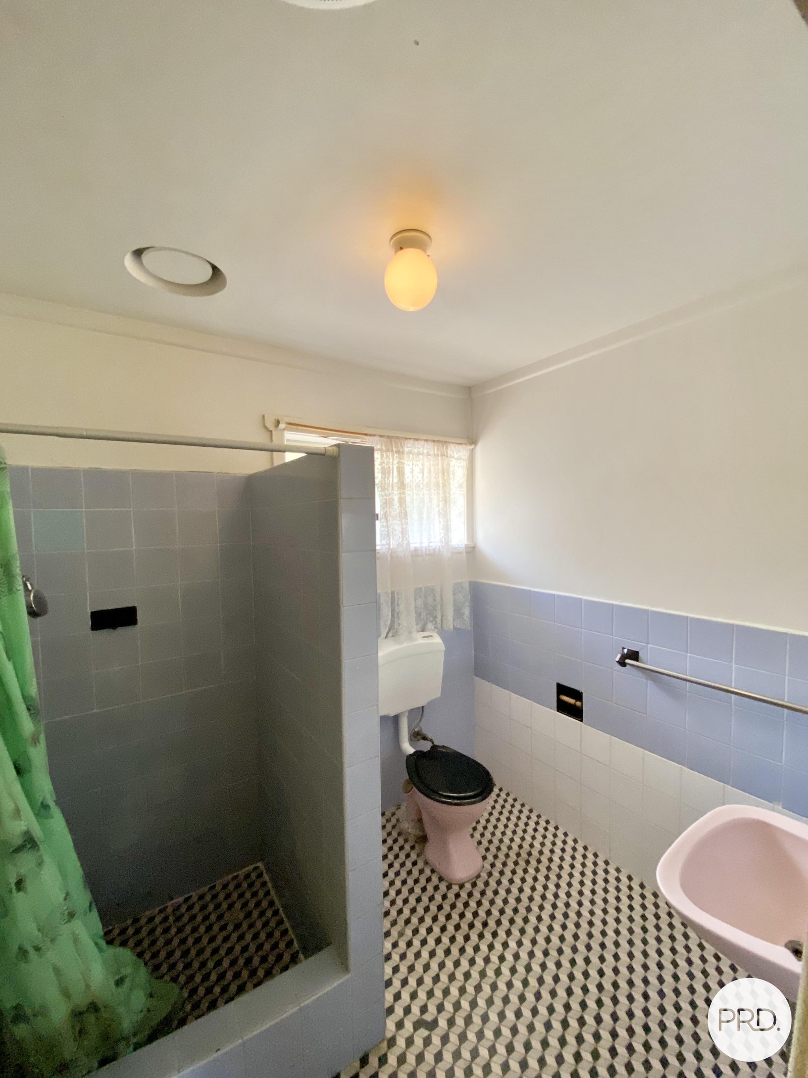 2/32-34 Flinders Street TURVEY PARK 8