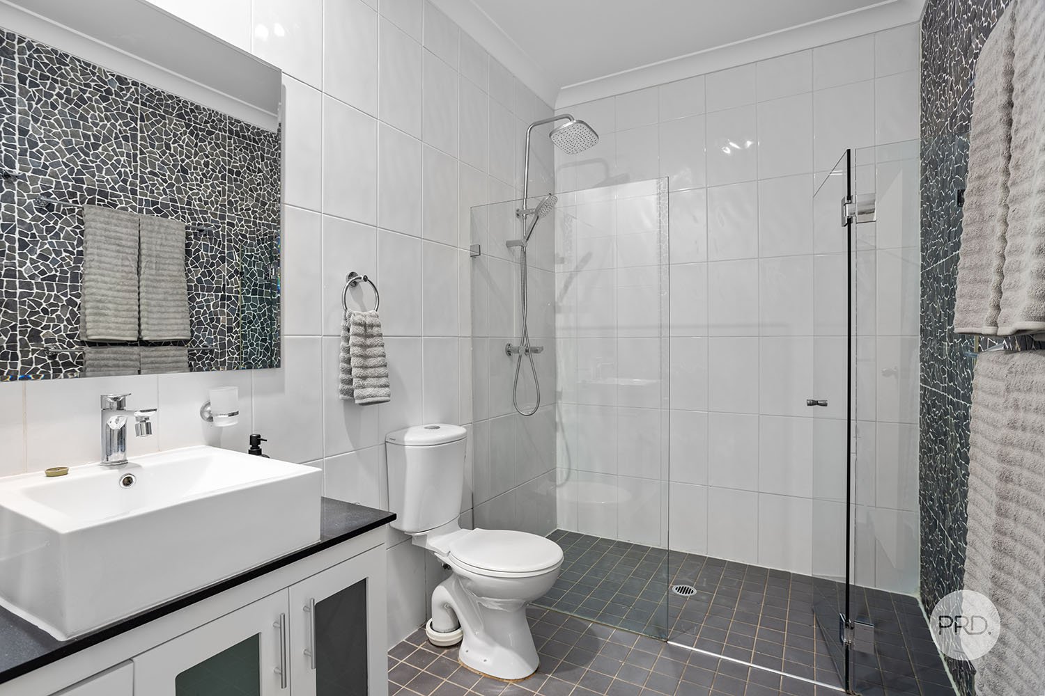 2/32-34 Hardwicke Street RIVERWOOD 6