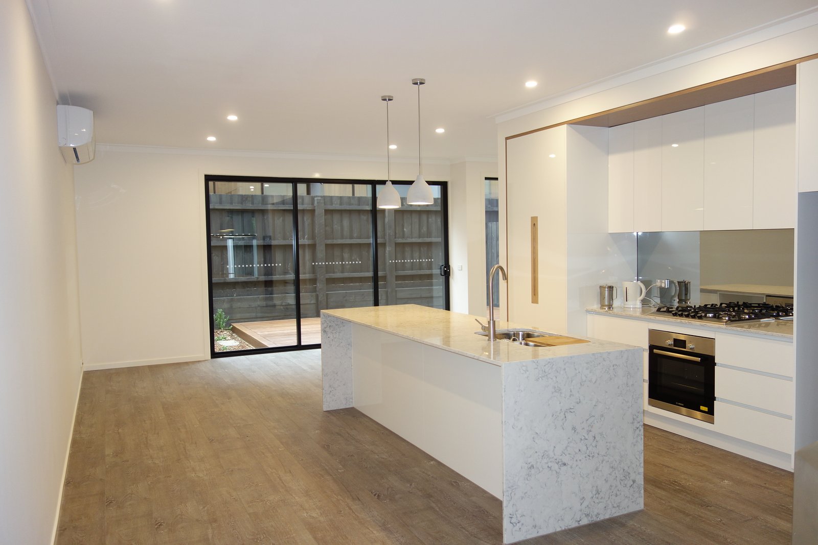 Gallery: 2/32-34 Tibrockney Street