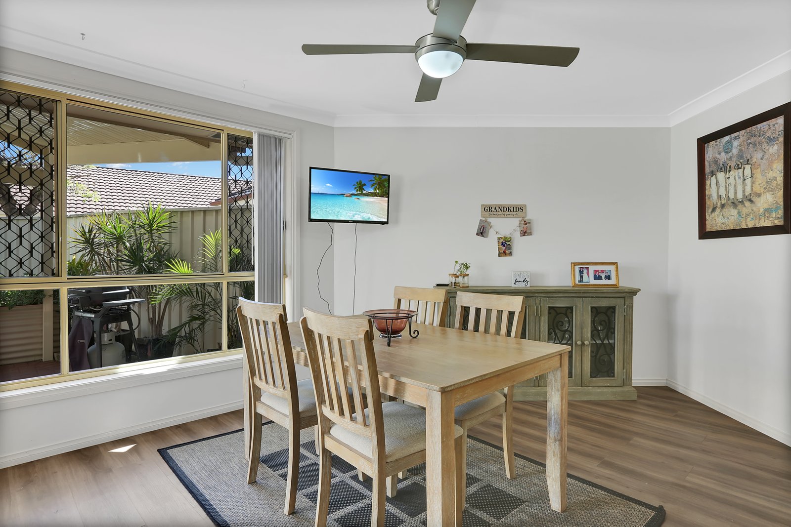 2/32 Cachia Boulevard HORSLEY 6