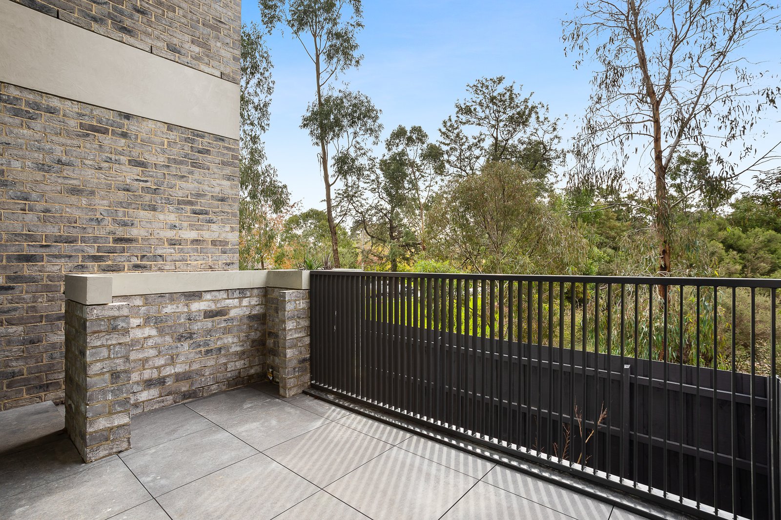 Real Estate and Property in 2/32 Chadstone Road, Malvern East, VIC