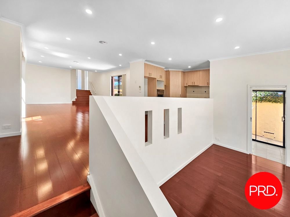 2/32 Doeberl Place KARABAR 2