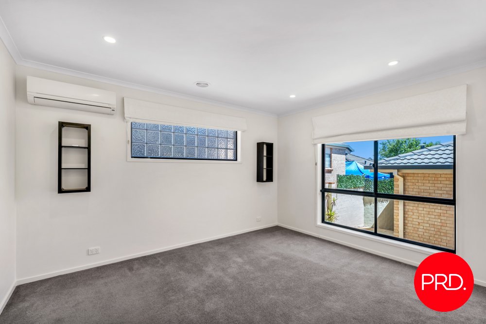 2/32 Doeberl Place KARABAR 11