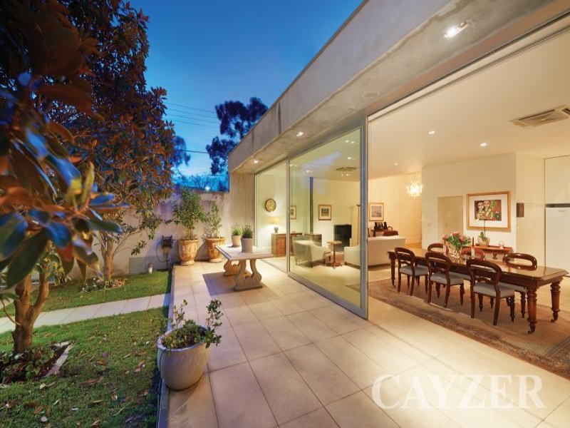 Gallery: 232 Esplanade East