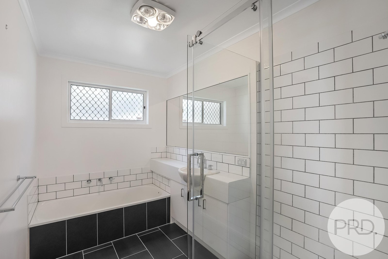 2/32 Fielding Drive WEST HOBART 8