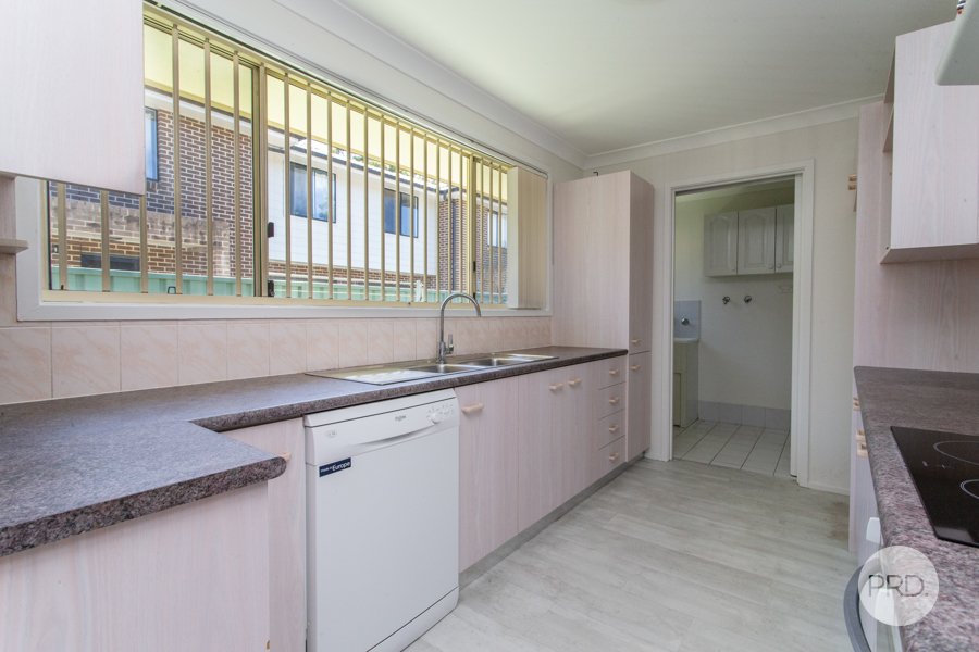 2/32 First Street KINGSWOOD 5
