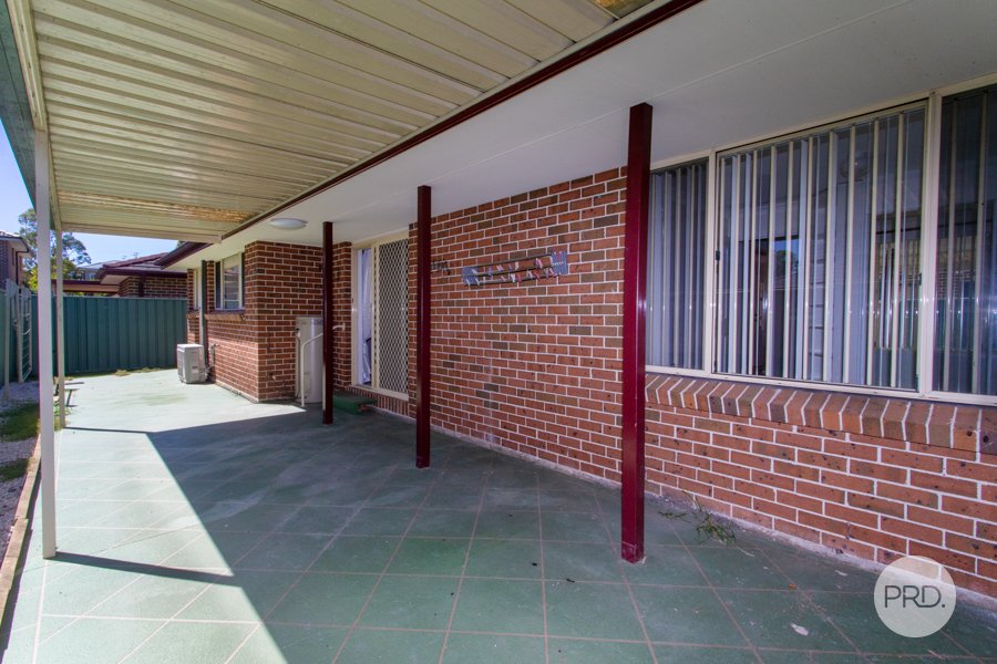 2/32 First Street KINGSWOOD 15