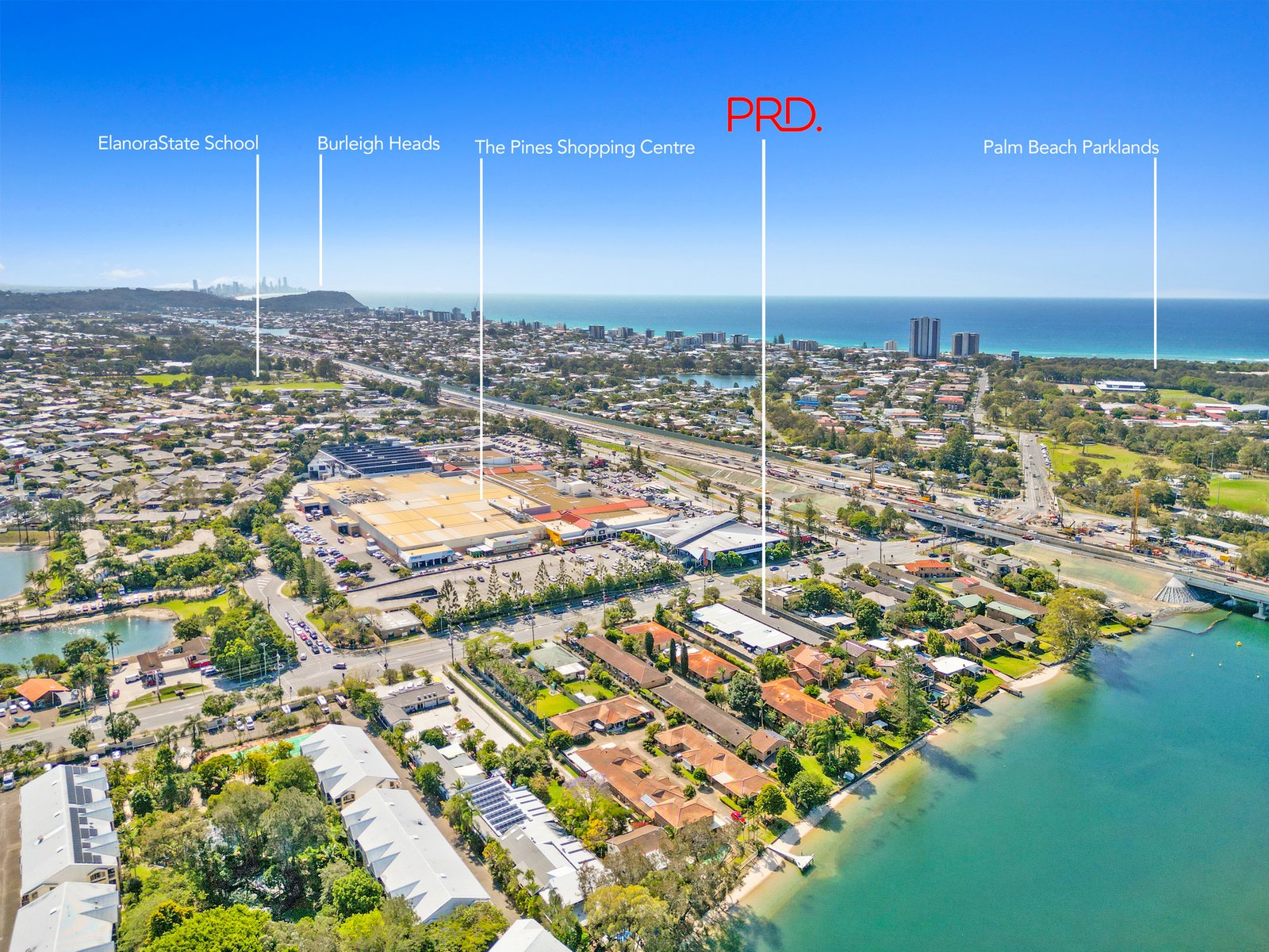 2/32 Guineas Creek Road CURRUMBIN WATERS 2