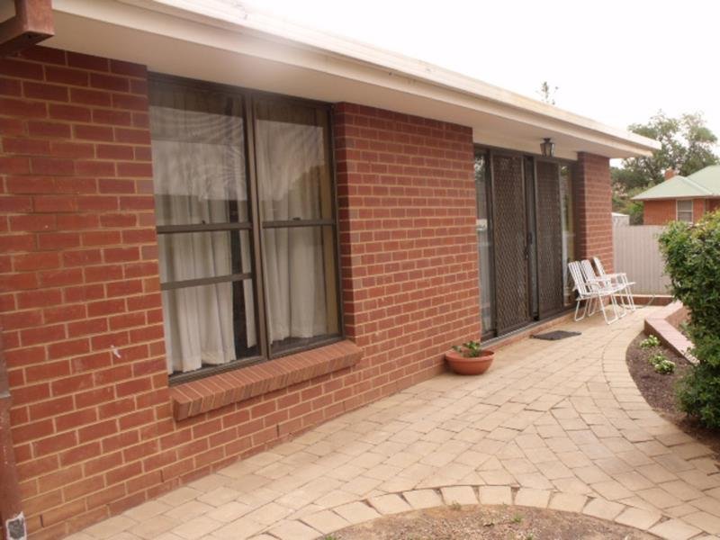 2/32 Halloran Street TURVEY PARK 1