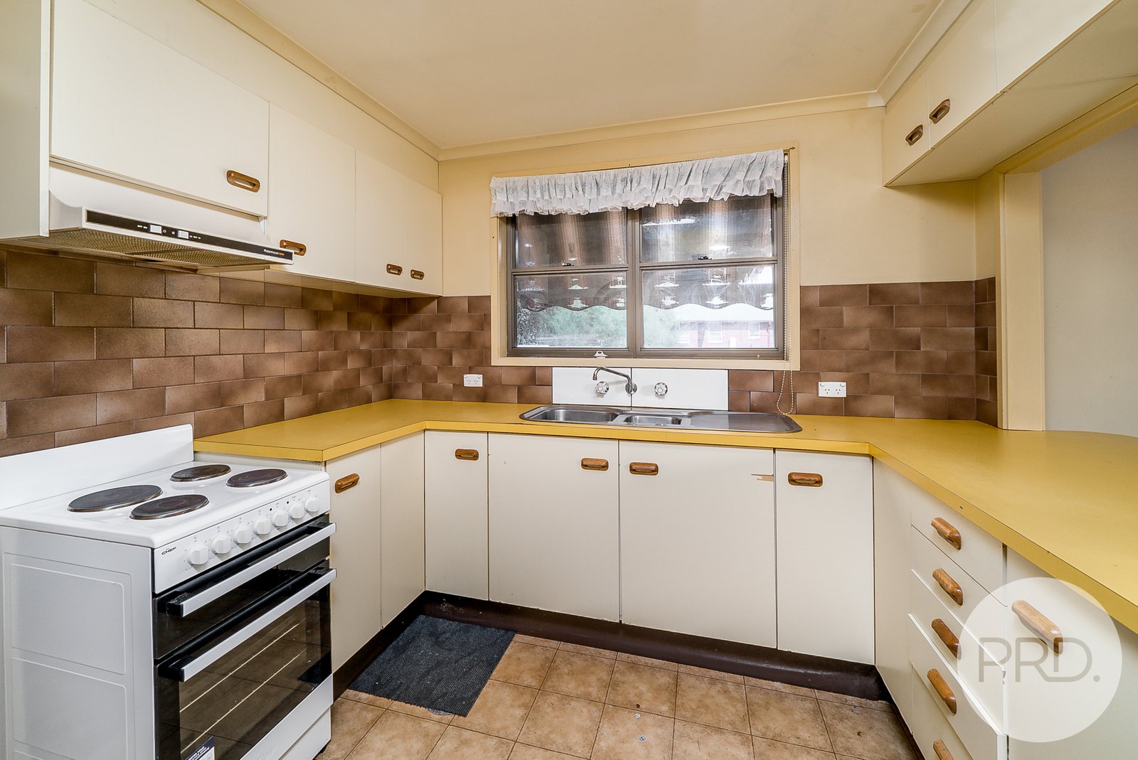2/32 Halloran Street TURVEY PARK 3