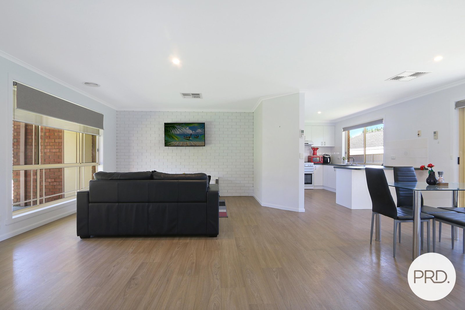 2/32 Lawson Street WEST WODONGA 7