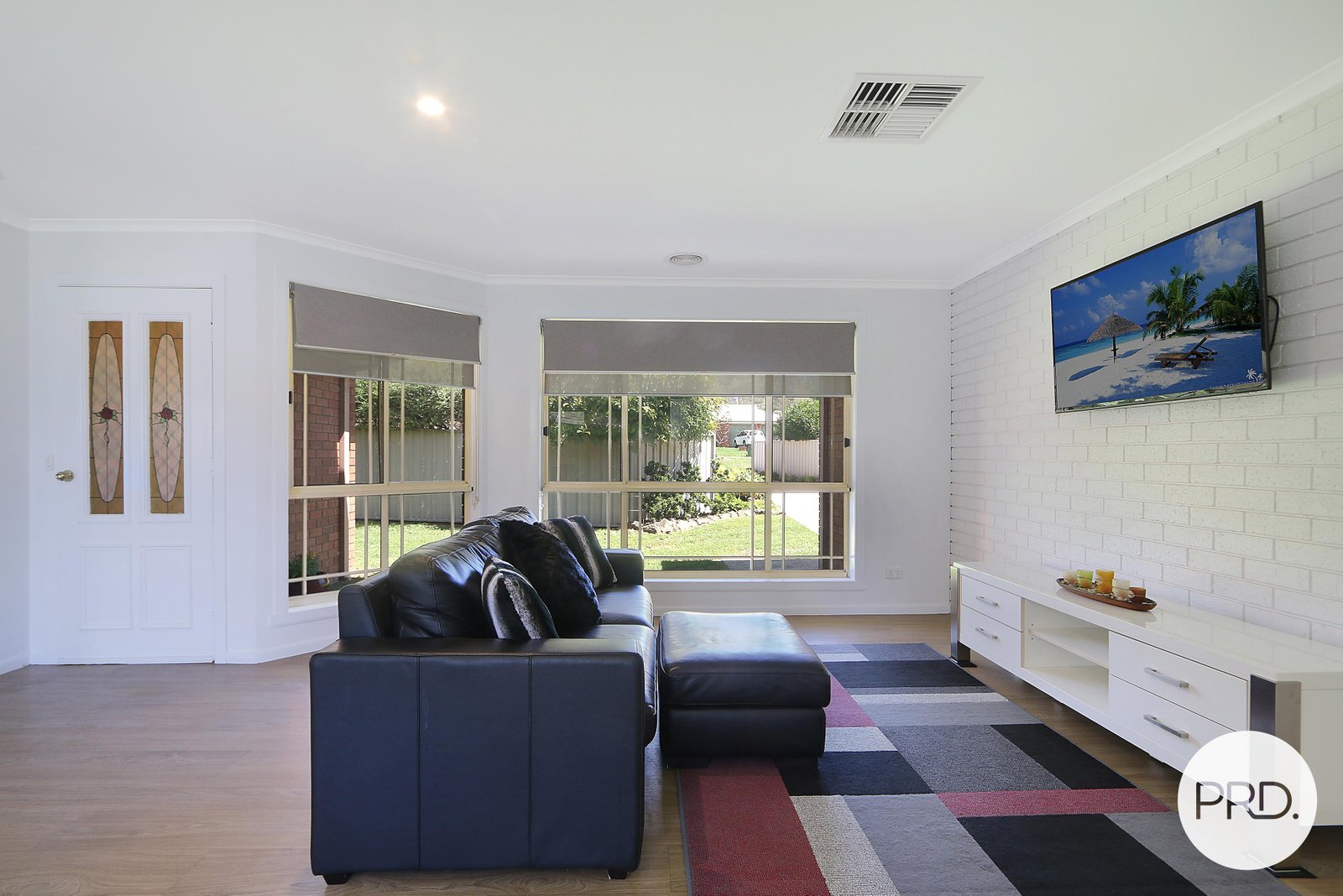 2/32 Lawson Street WEST WODONGA 9