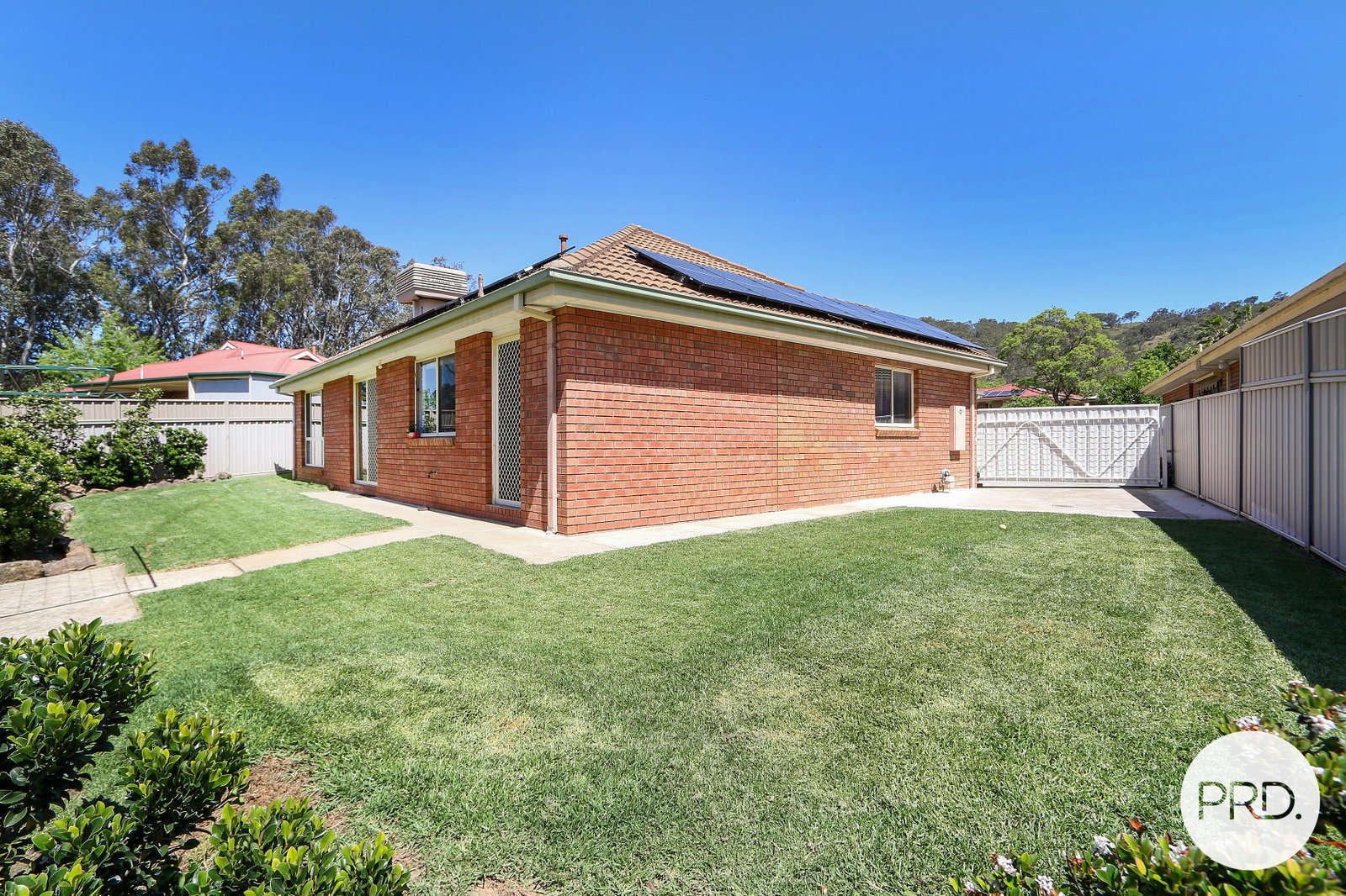 2/32 Lawson Street WEST WODONGA 14