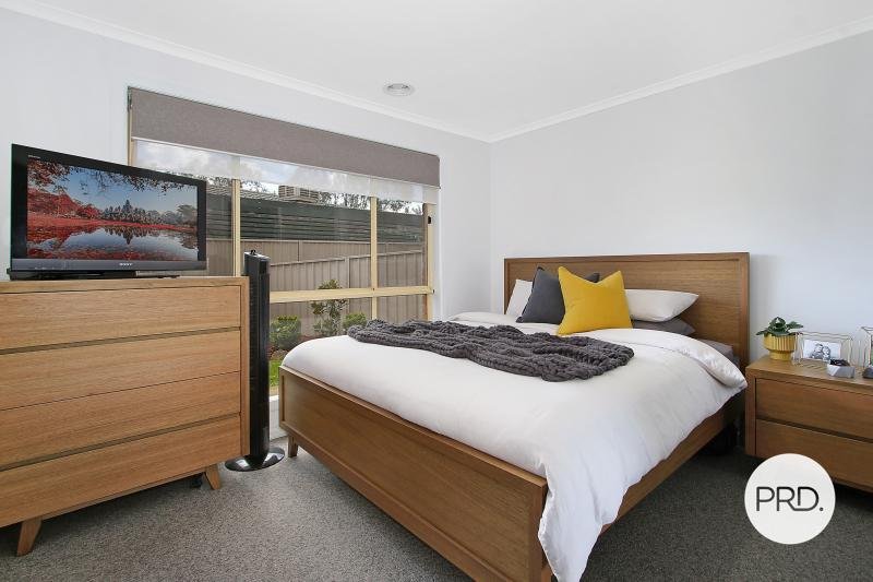 2/32 Lawson Street WEST WODONGA 5