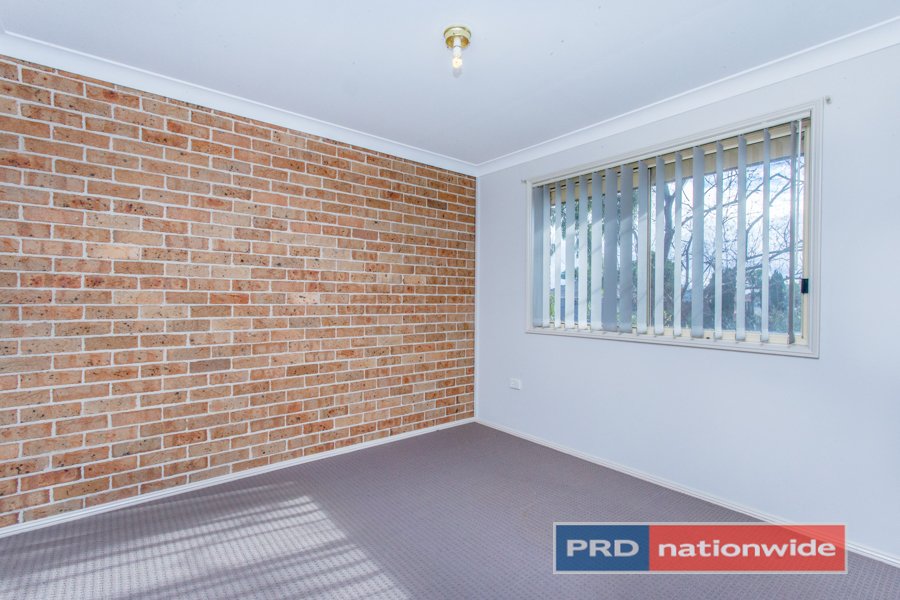 2/32 McNaughton Street JAMISONTOWN 7